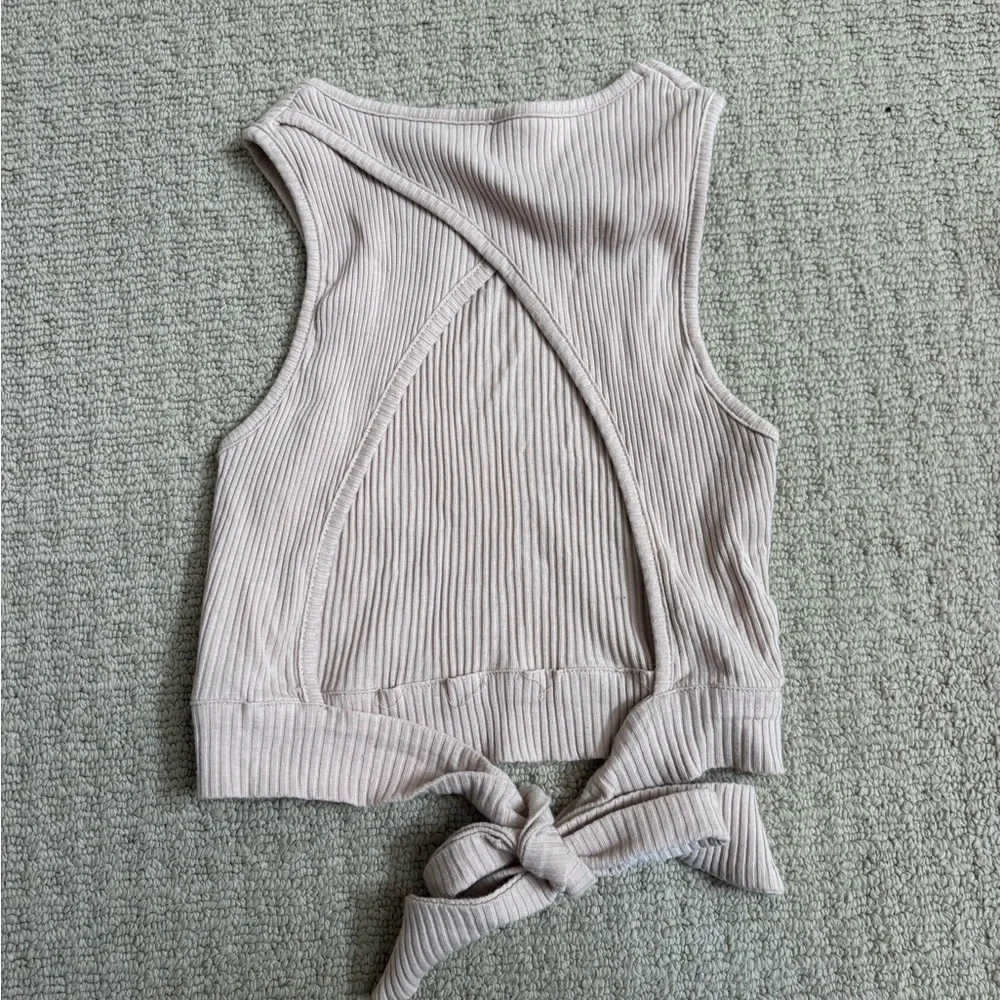 Morning Mist Ribbed Tank Top - Picture 2 of 3